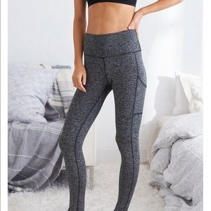 AE pocket legging